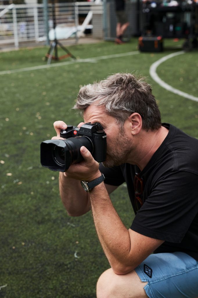 Simon taking photos with the Leica SL3-S
